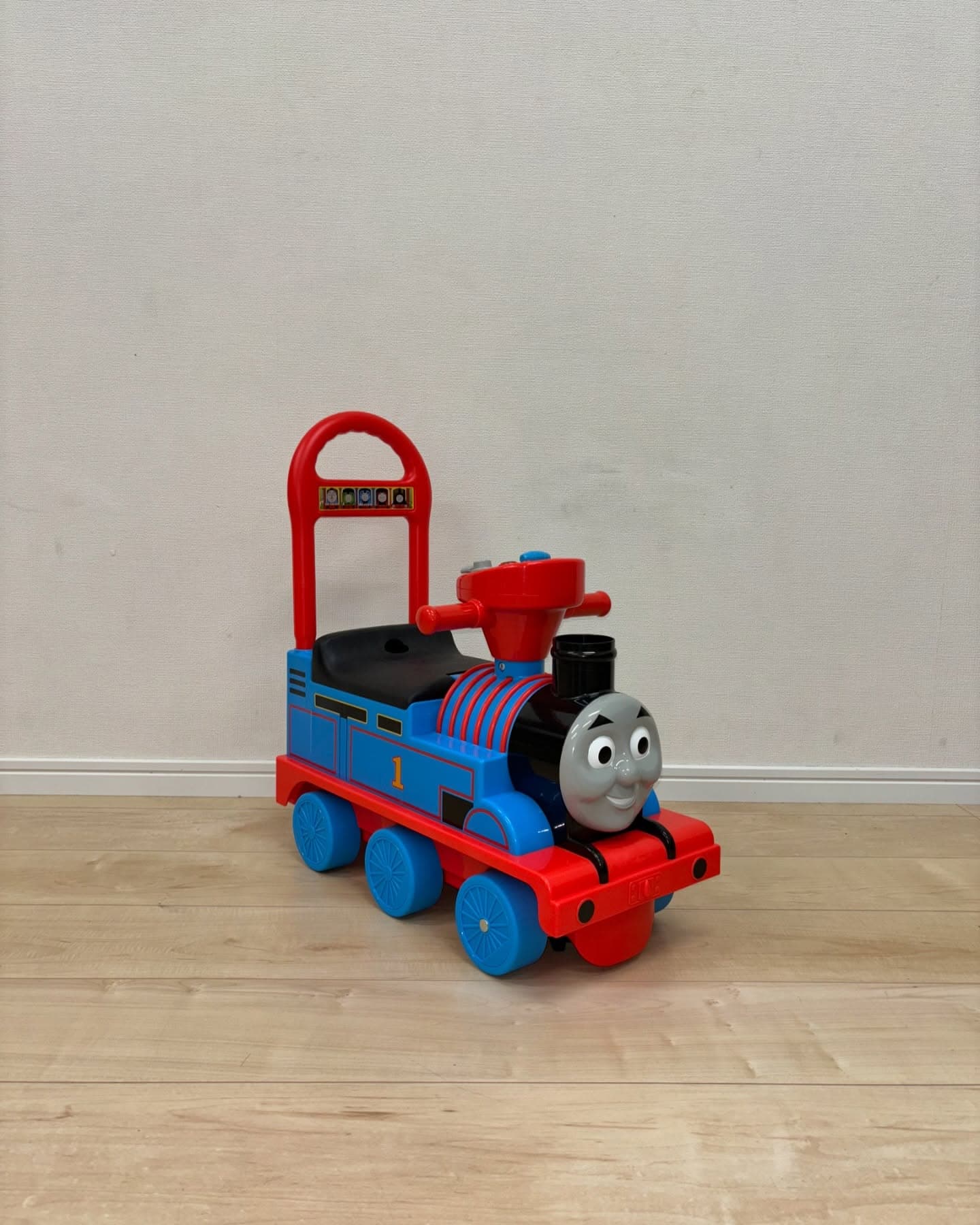 乗用きかんしゃトーマス入荷